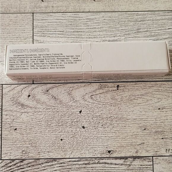 About Face Light Lock Lip Gloss in Angel on Fire - Picture 2 of 6